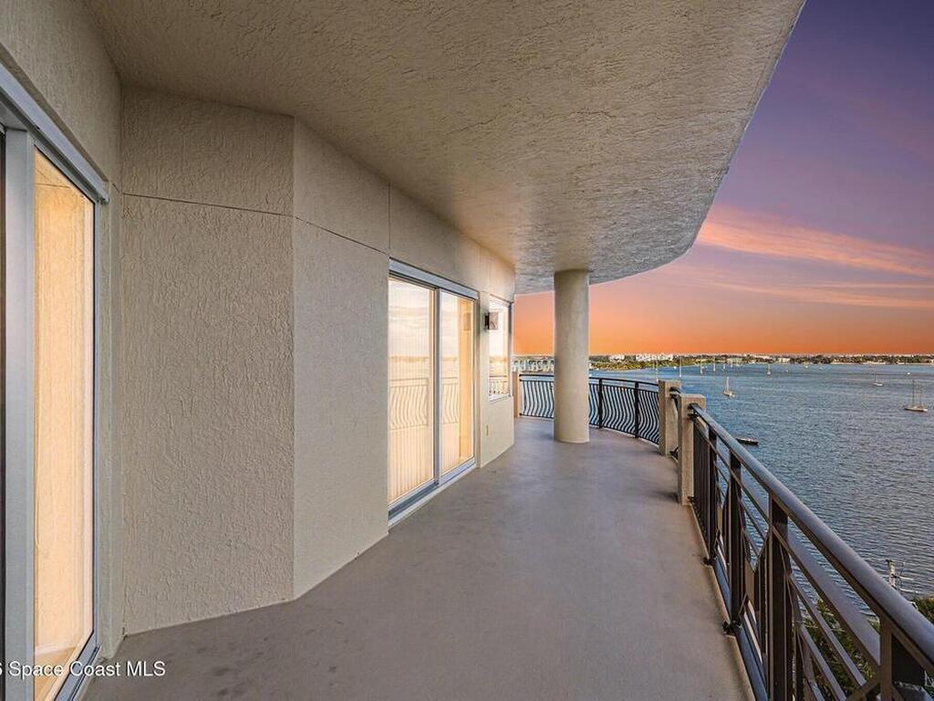 21 Riverside Drive, Cocoa, FL 32922