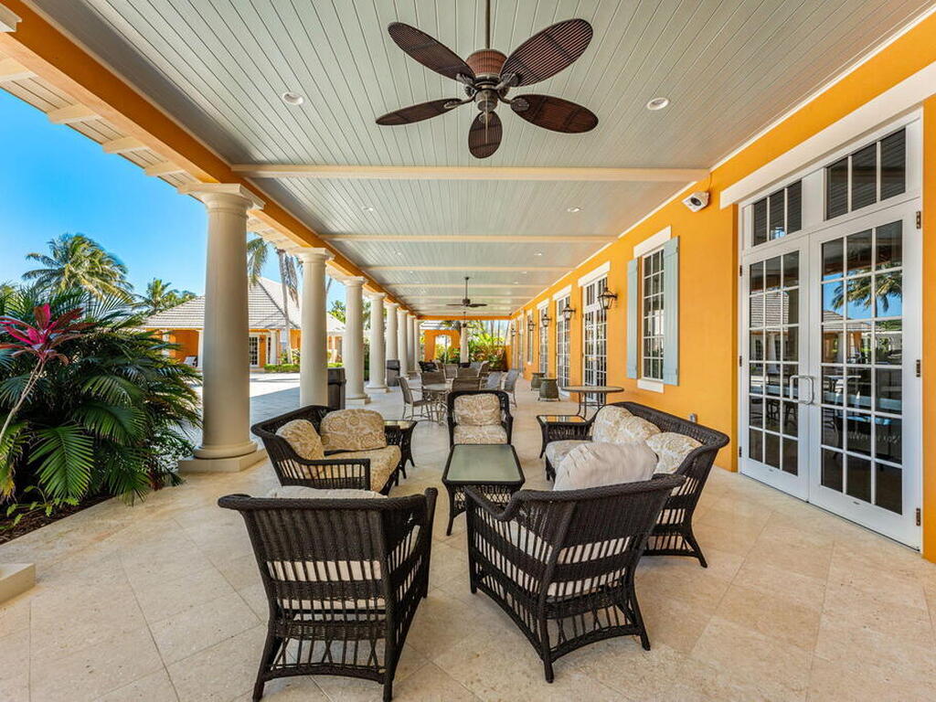 6435 Monserrat Drive, Vero Beach, FL 32967