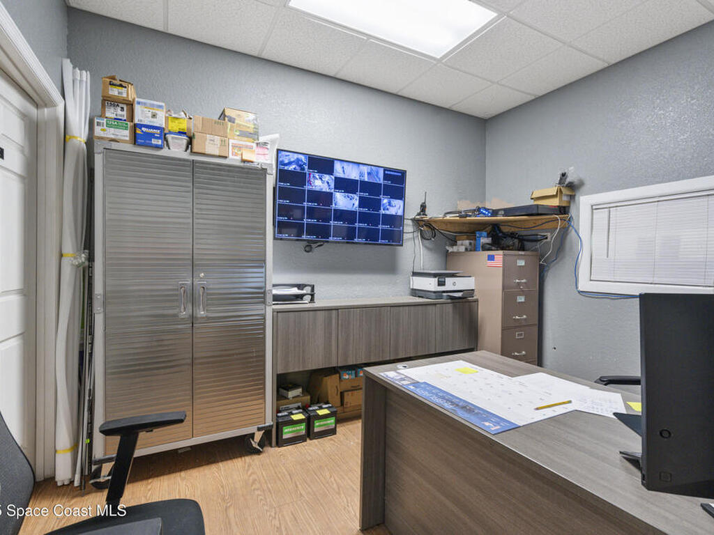 7790 Industrial Road, Melbourne, FL 32904