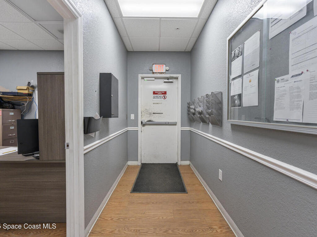 7790 Industrial Road, Melbourne, FL 32904