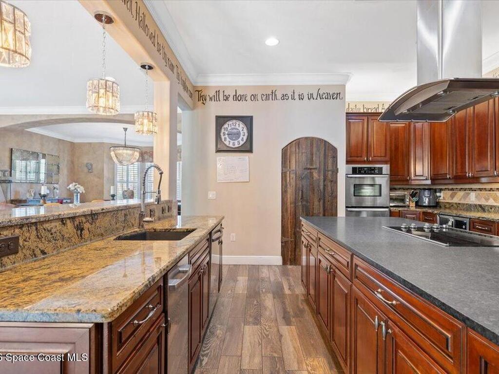 6140 55th Avenue, Vero Beach, FL 32967