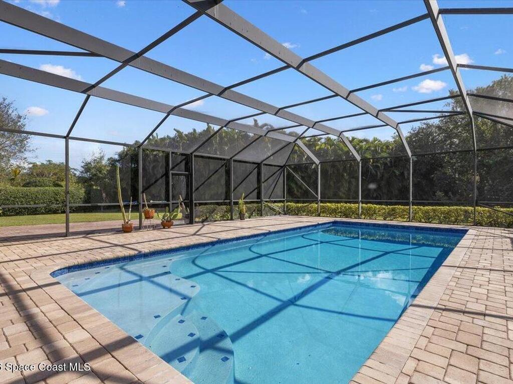 6140 55th Avenue, Vero Beach, FL 32967