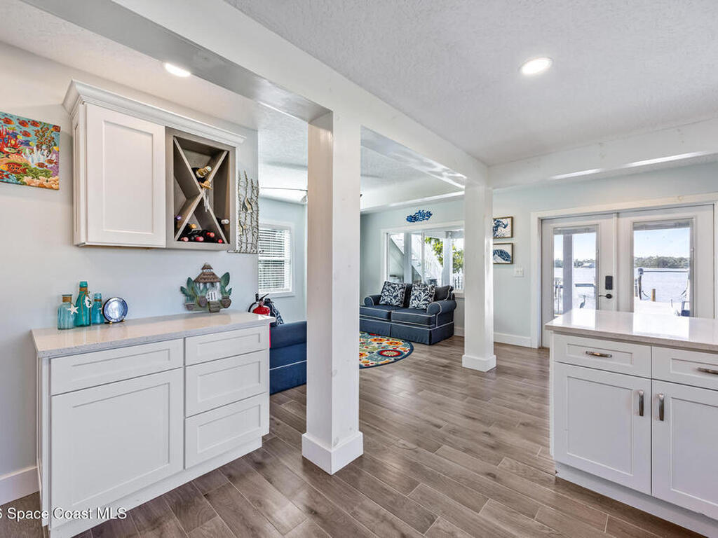 25 Vip Island, Grant, FL 32949