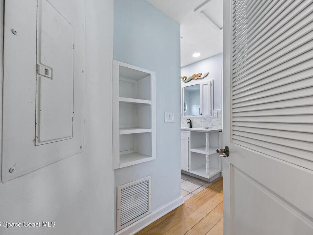 25 Vip Island, Grant, FL 32949