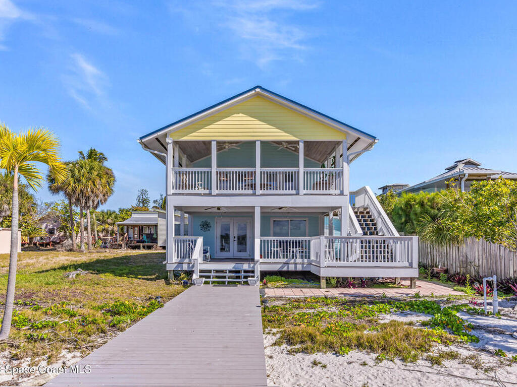 25 Vip Island, Grant, FL 32949