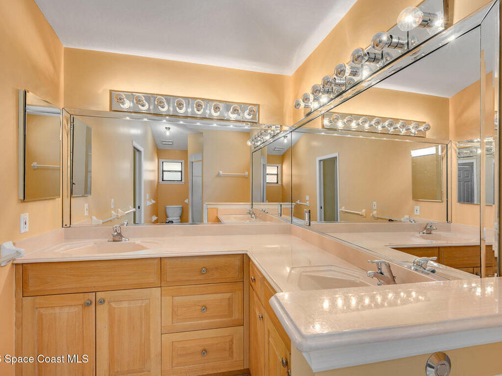 4245 Miami Avenue, Melbourne, FL 32904