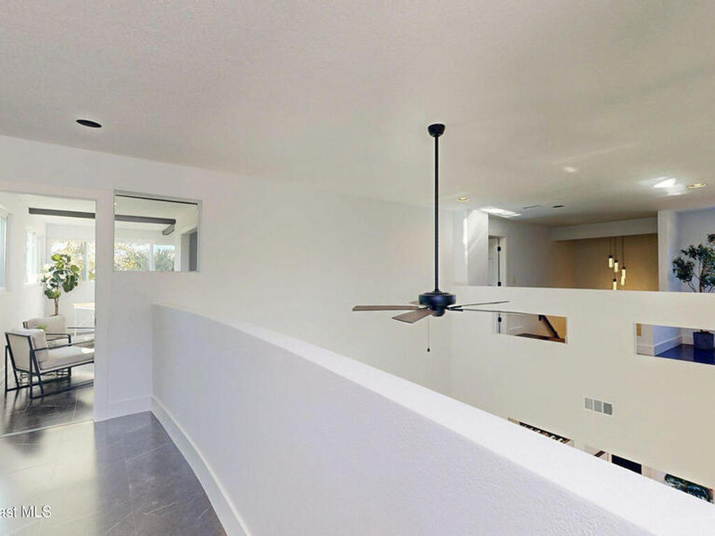 807 W Central Boulevard, Cape Canaveral, FL 32920