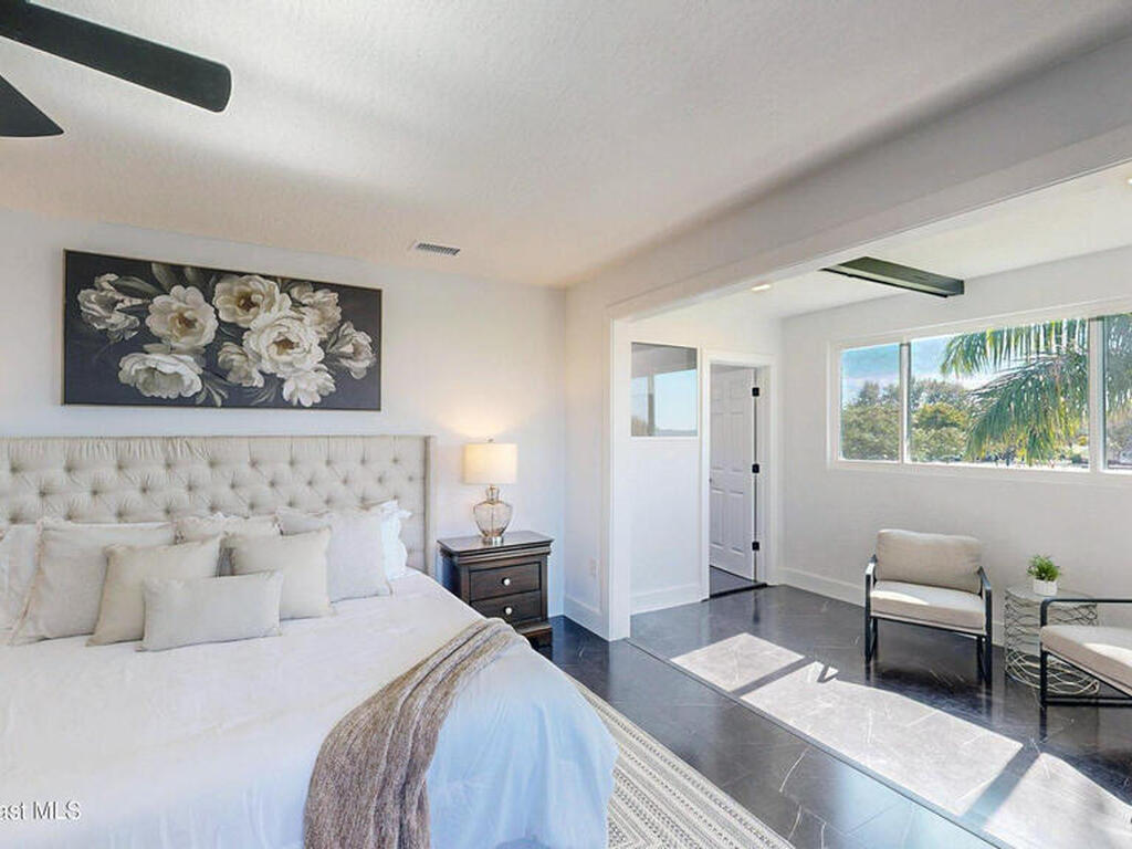 807 W Central Boulevard, Cape Canaveral, FL 32920