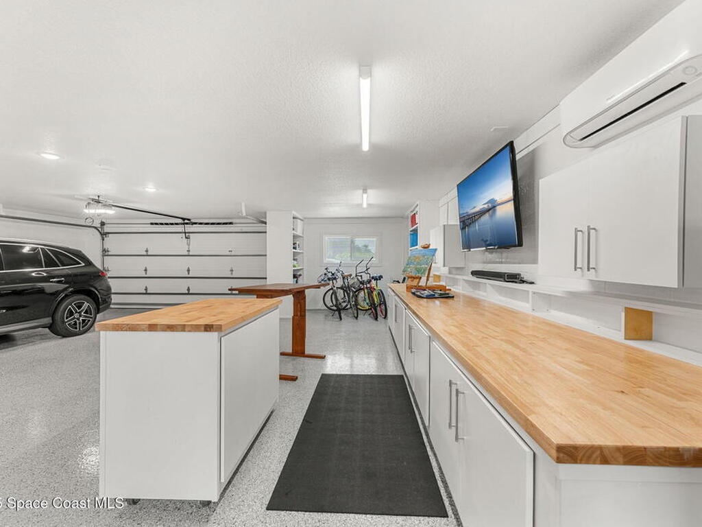 1081 S Atlantic Avenue, Cocoa Beach, FL 32931