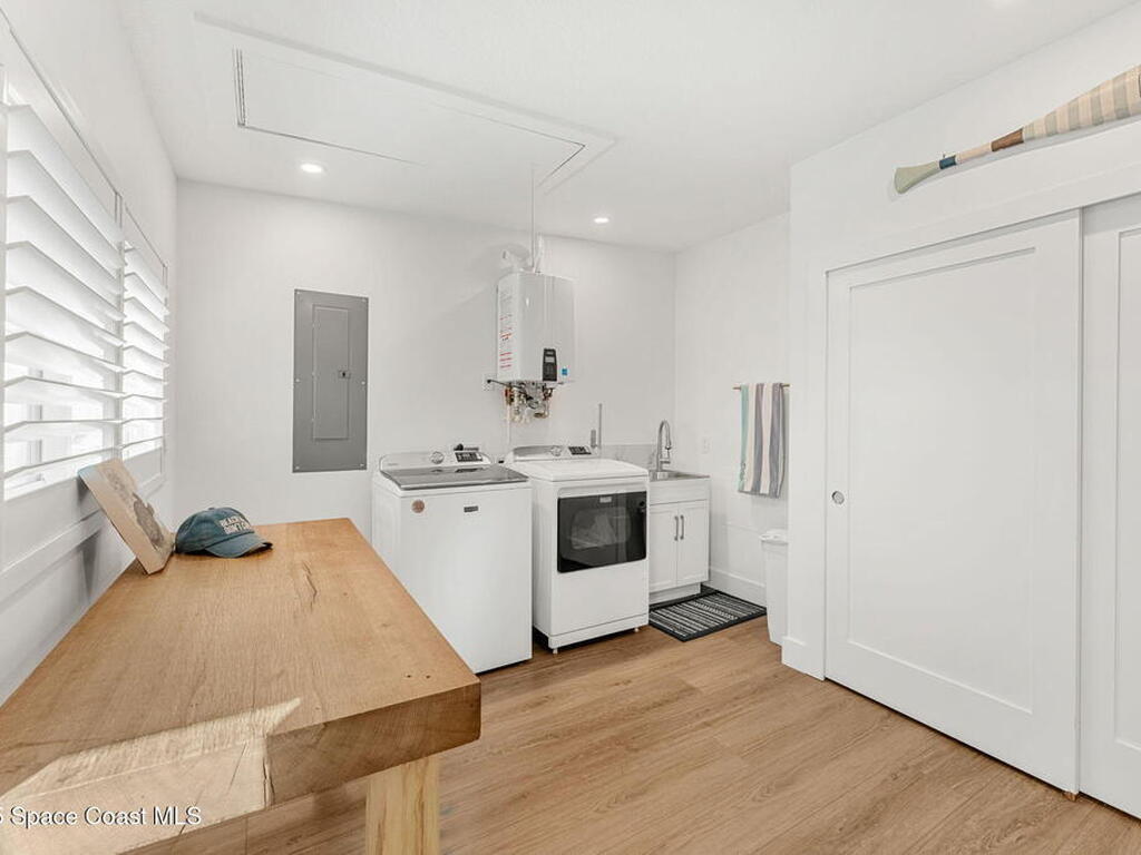 1081 S Atlantic Avenue, Cocoa Beach, FL 32931