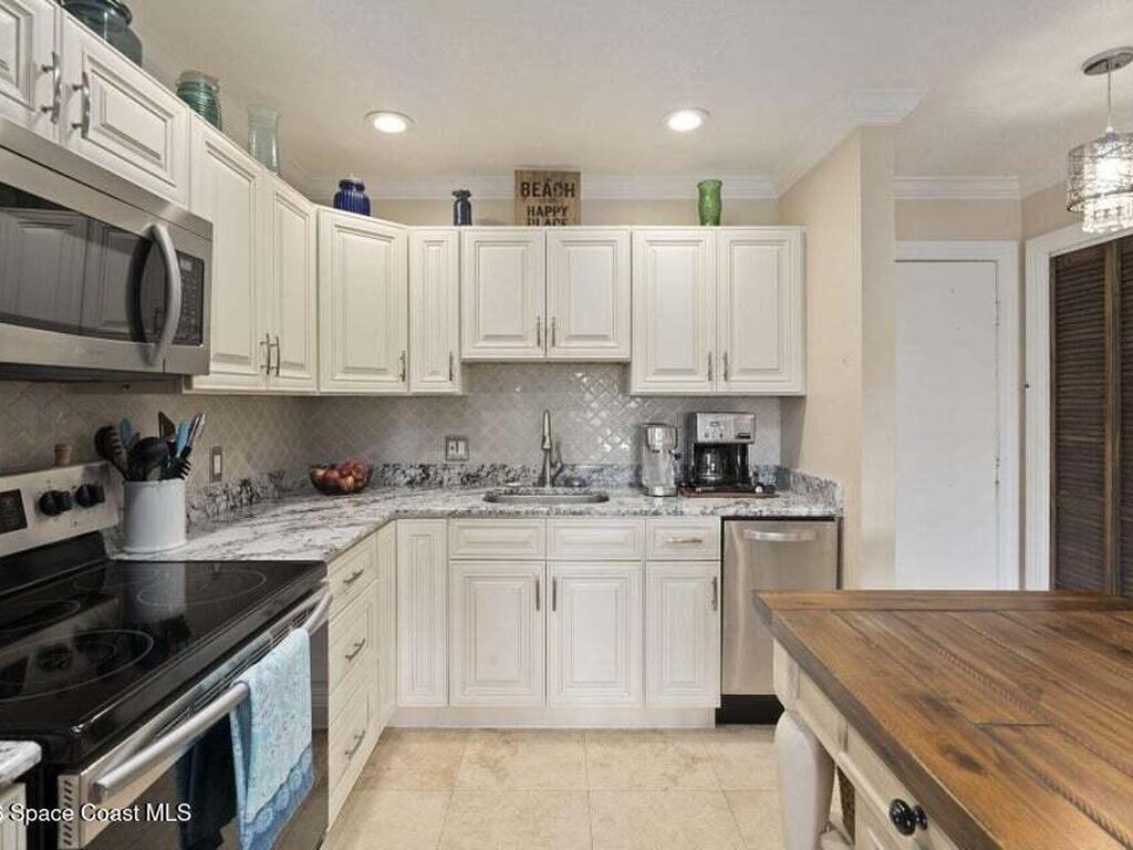 2400 S Ocean Drive, Hutchinson Island, FL 34949