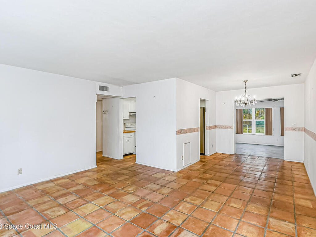 3835 Mockingbird Drive, Vero Beach, FL 32963