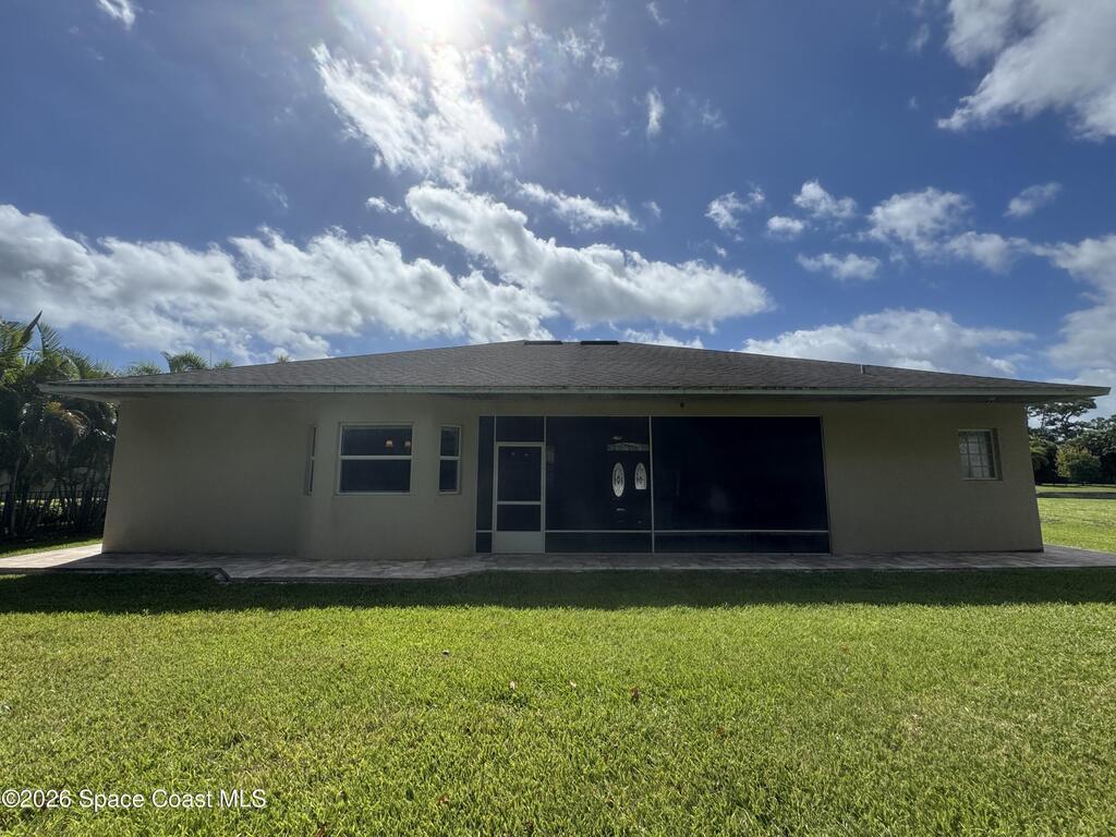 7445 36th Court, Vero Beach, FL 32967