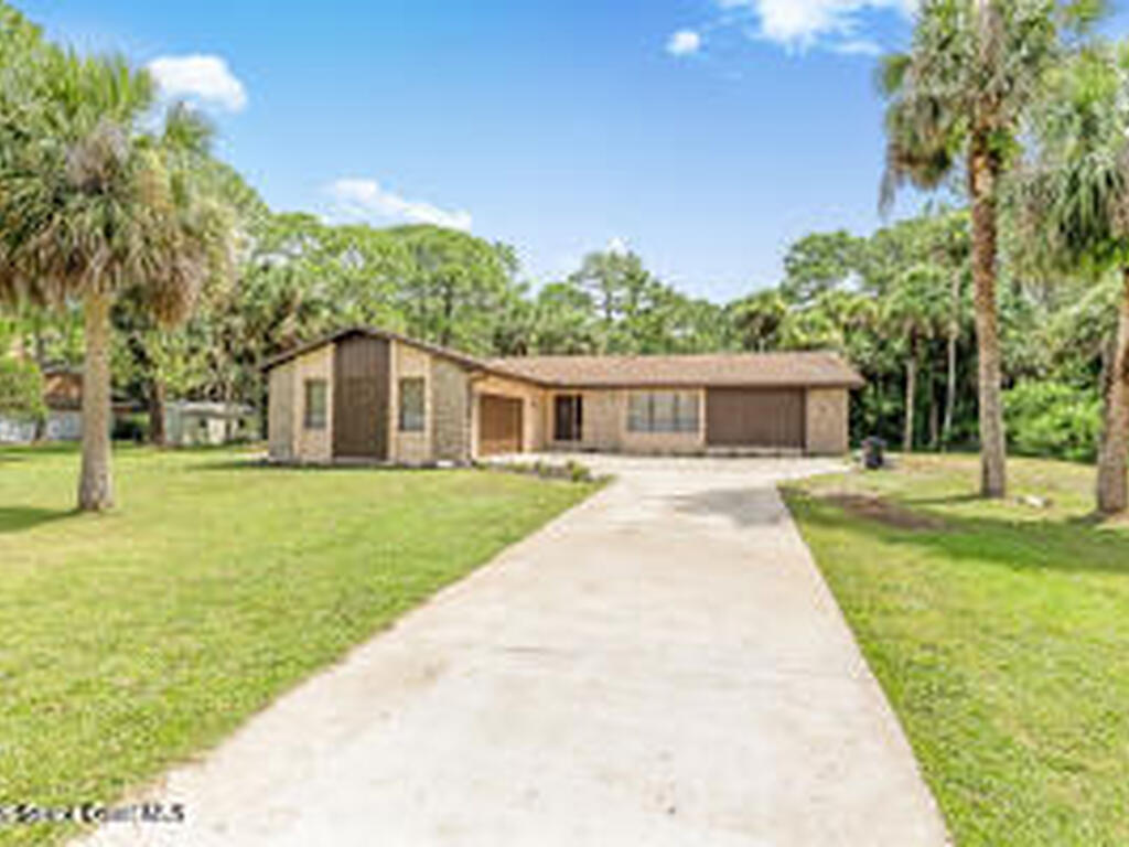 2880 Long Lake Drive, Titusville, FL 32780