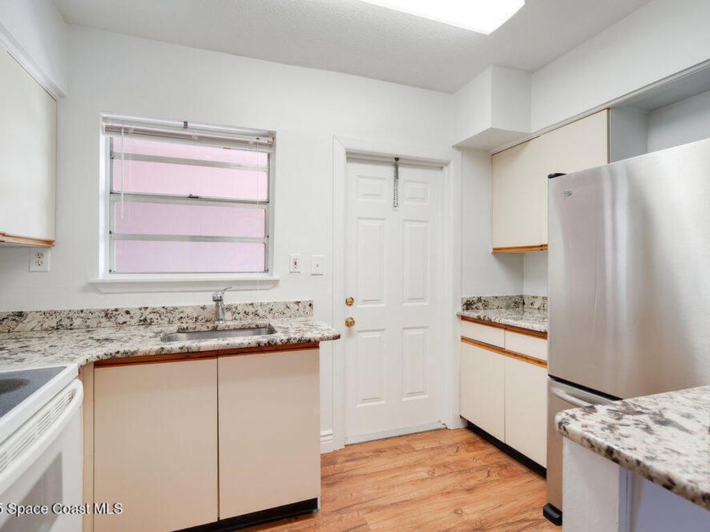 401 Monroe Avenue, Cape Canaveral, FL 32920