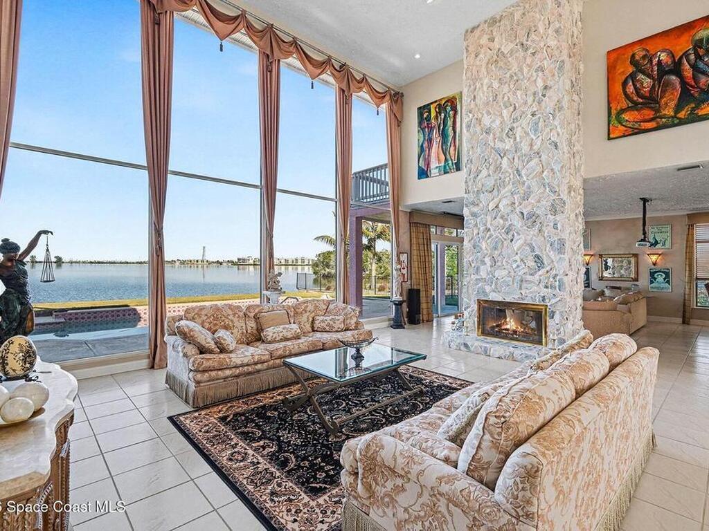 157 Saint Croix Avenue, Cocoa Beach, FL 32931