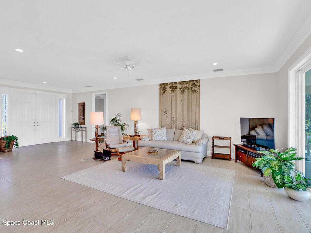 307 Yearling Trail, Sebastian, FL 32958