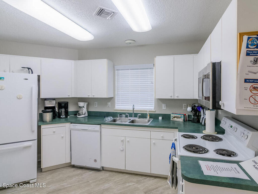 601 Shorewood Drive, Cape Canaveral, FL 32920