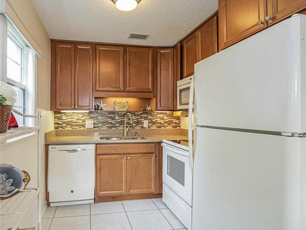 22 Vista Gardens Trail, Vero Beach, FL 32962