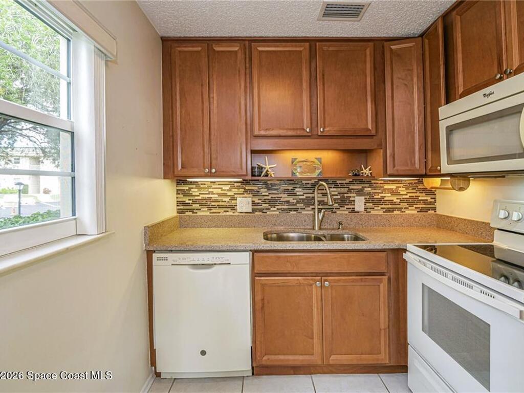 22 Vista Gardens Trail, Vero Beach, FL 32962