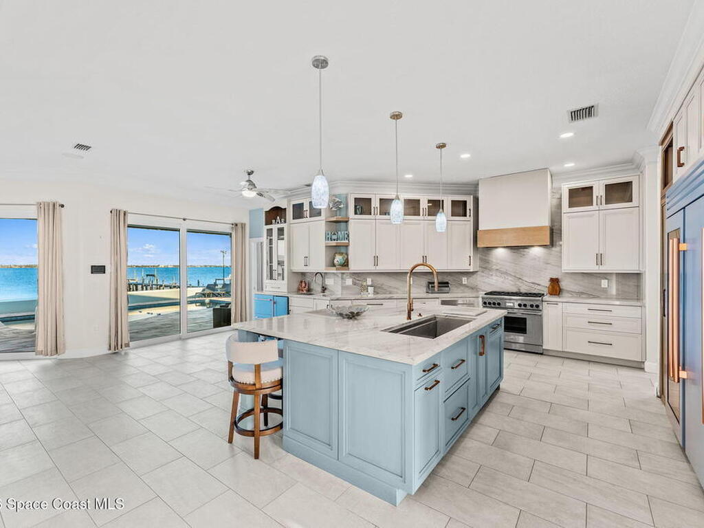 2189 Pineapple Avenue, Melbourne, FL 32935