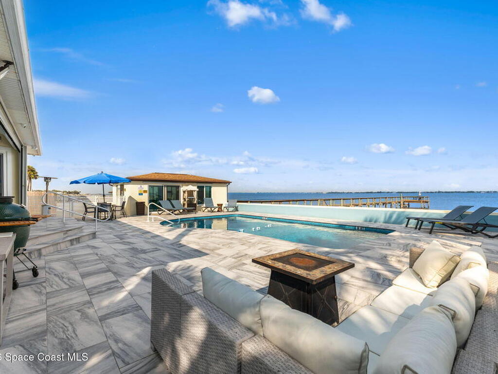 2189 Pineapple Avenue, Melbourne, FL 32935