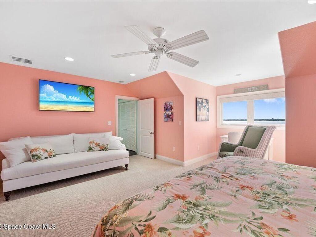 2555 S Tropical Trail, Merritt Island, FL 32952