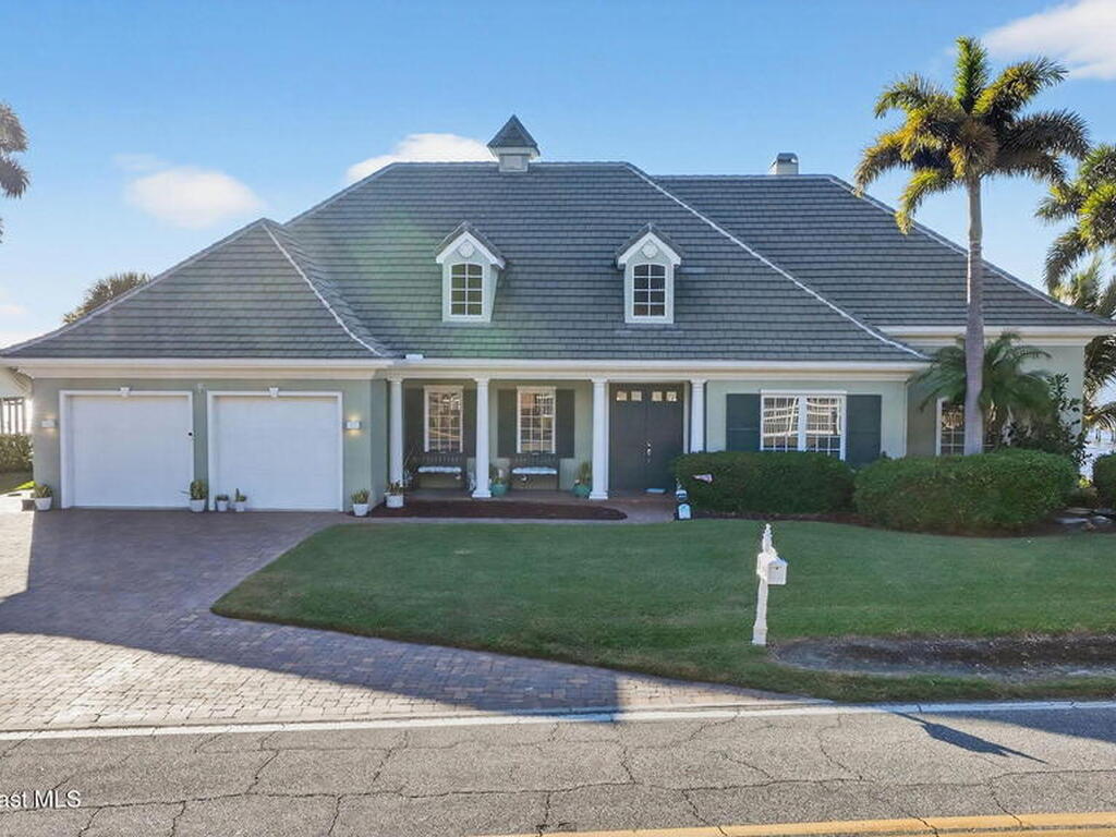 2555 S Tropical Trail, Merritt Island, FL 32952