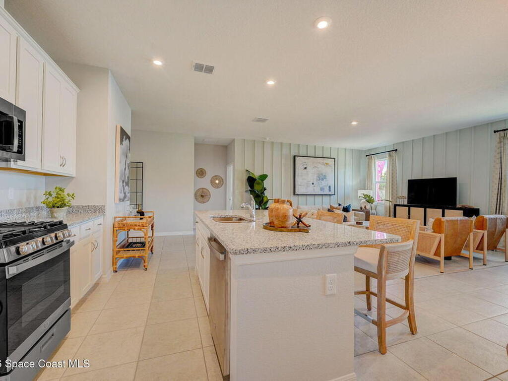 1105 Connolly Lane, Palm Bay, FL 32905