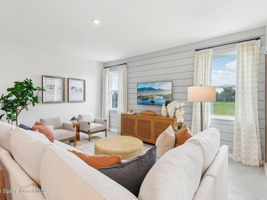 1035 Connolly Lane, Palm Bay, FL 32905