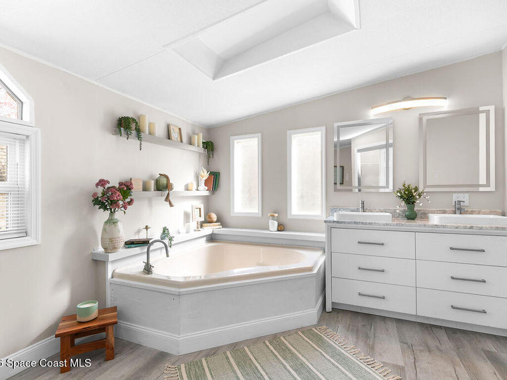 18137 Hollister Road, Orlando, FL 32820