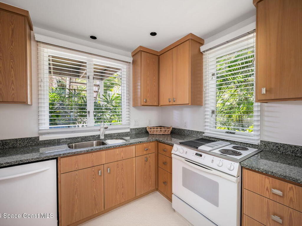 315 Greytwig Road, Vero Beach, FL 32963