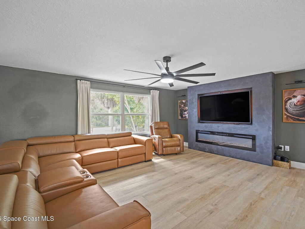 4030 Milwaukee Avenue, Melbourne, FL 32904