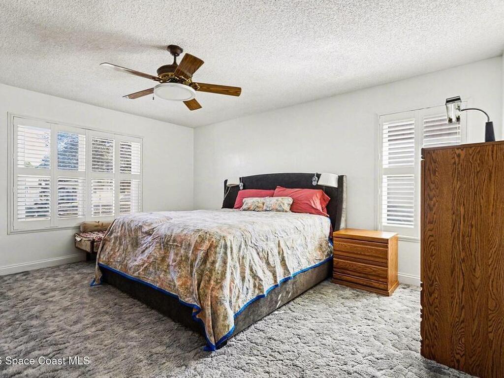 457 Wildwood Avenue, Palm Bay, FL 32908