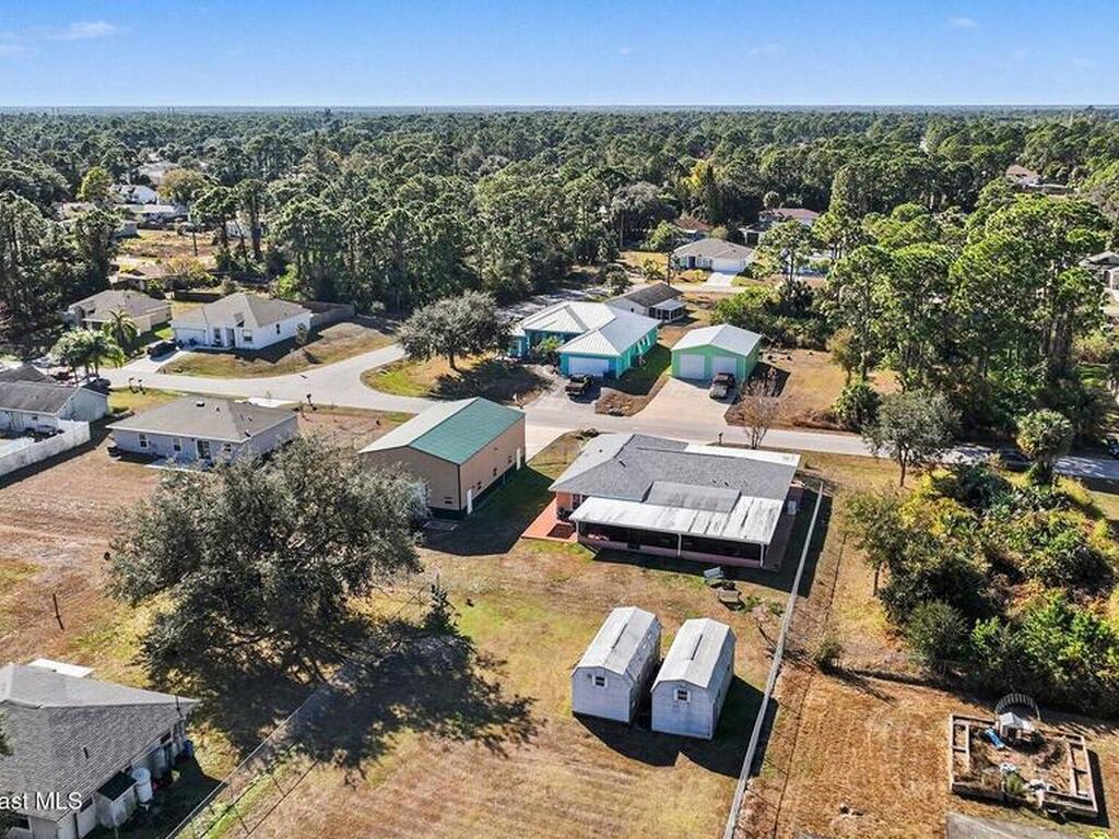 457 Wildwood Avenue, Palm Bay, FL 32908