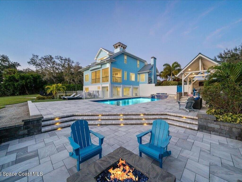 4737 S Tropical Trail, Merritt Island, FL 32952