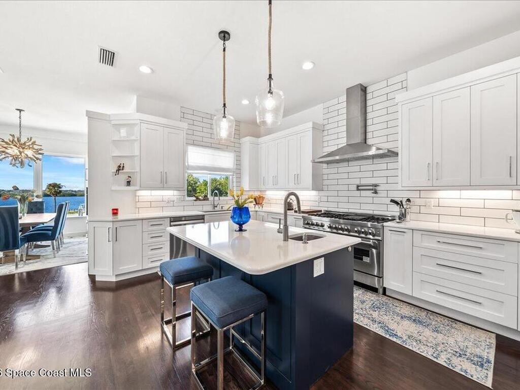 4737 S Tropical Trail, Merritt Island, FL 32952