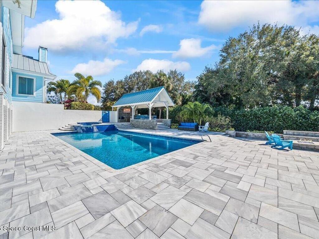 4737 S Tropical Trail, Merritt Island, FL 32952