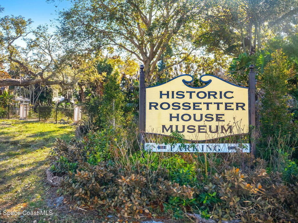 548 Old Oak Street, Melbourne, FL 32904