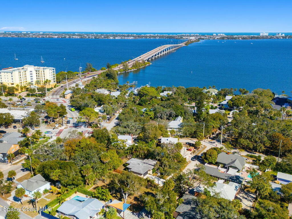 548 Old Oak Street, Melbourne, FL 32904