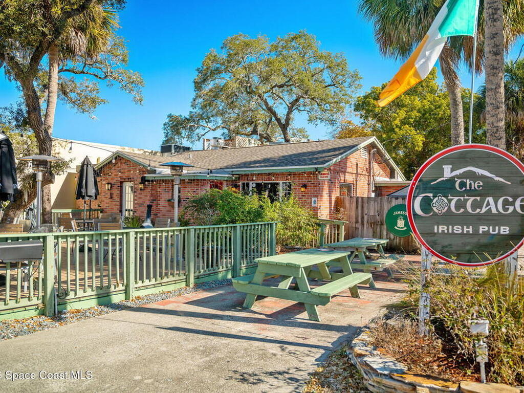 548 Old Oak Street, Melbourne, FL 32904