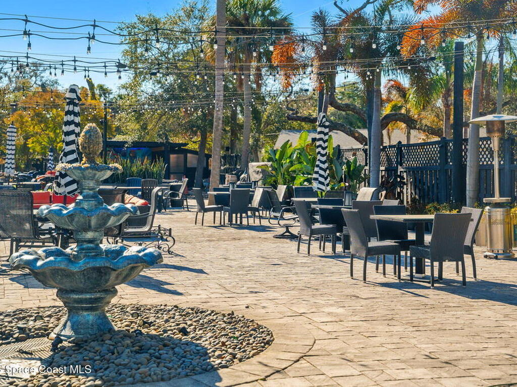 548 Old Oak Street, Melbourne, FL 32904