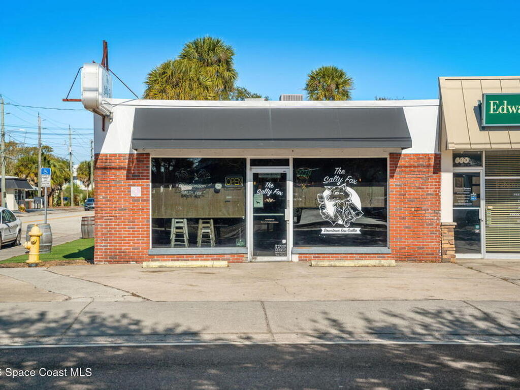 548 Old Oak Street, Melbourne, FL 32904