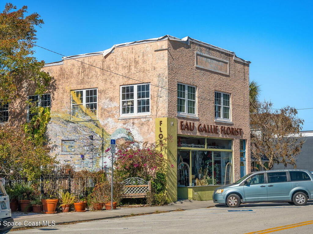 548 Old Oak Street, Melbourne, FL 32904