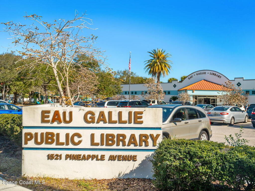 548 Old Oak Street, Melbourne, FL 32904