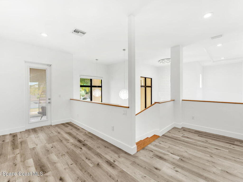 2355 N Riverside Drive, Indialantic, FL 32903