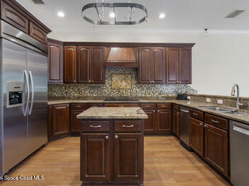 2205 Arnold Lane, Malabar, FL 32950