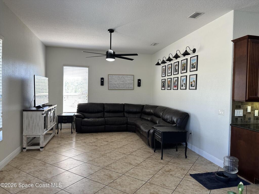 14650 87th Street, Fellsmere, FL 32948