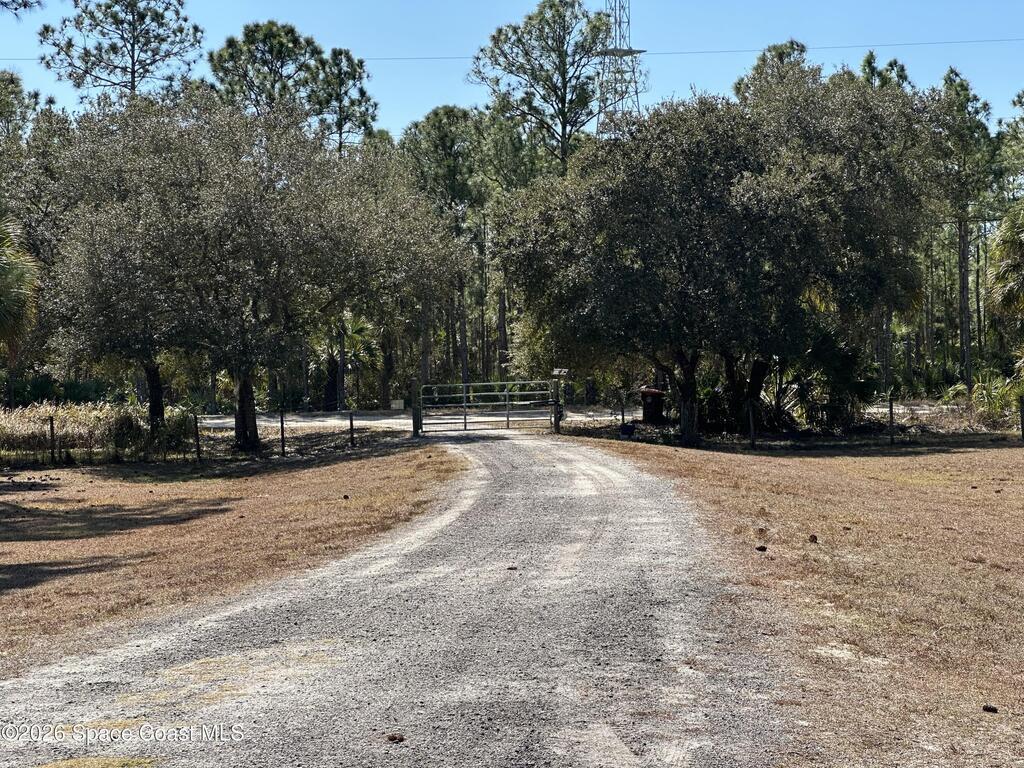 14650 87th Street, Fellsmere, FL 32948