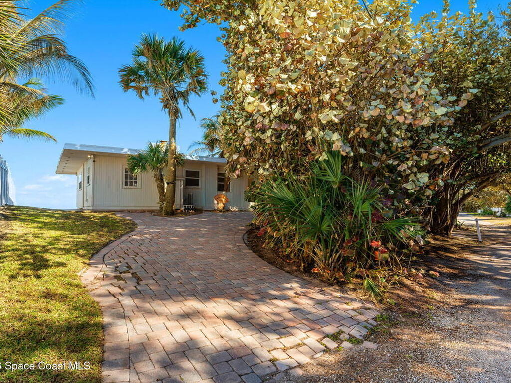9556 Doubloon Drive, Vero Beach, FL 32963